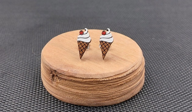 kolczyki drewniane Kolczyki drewniane LODY W ROŻKU