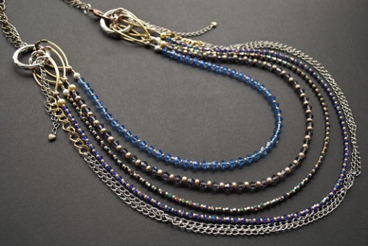 Cristall chain bomb - naszyjnik Buy or Die