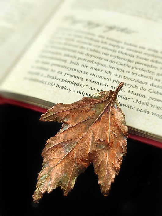 wisiory Liść miedziany Klon Czerwony II