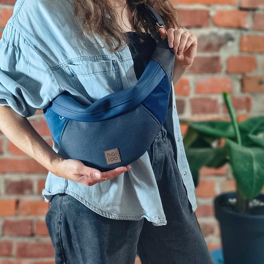 saszetka nerka Nerka "Haru" granatowa dla Pani Justyny