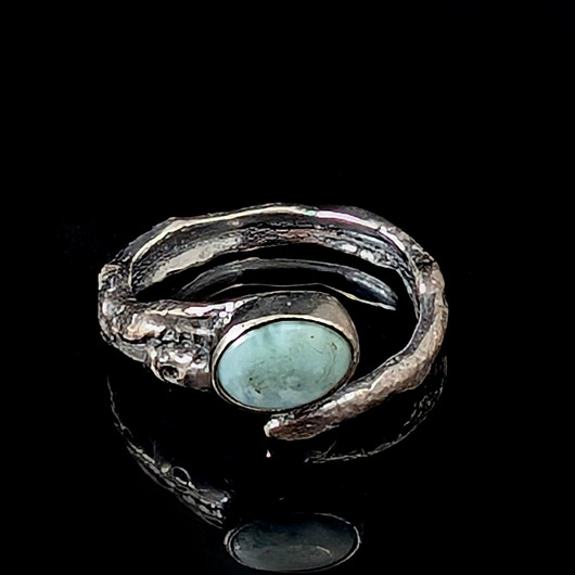 pierścionki srebrne Pierścionek srebrna gałązka z larimarem