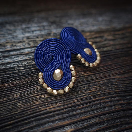 kolczyki soutache Złoto i granat- eleganckie kolczyki soutache