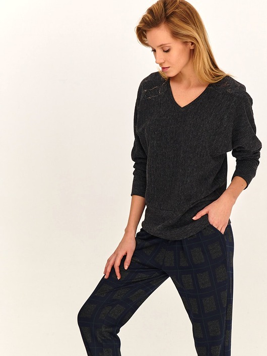Sweter LaRime z kimonowym rękawem Usunieta