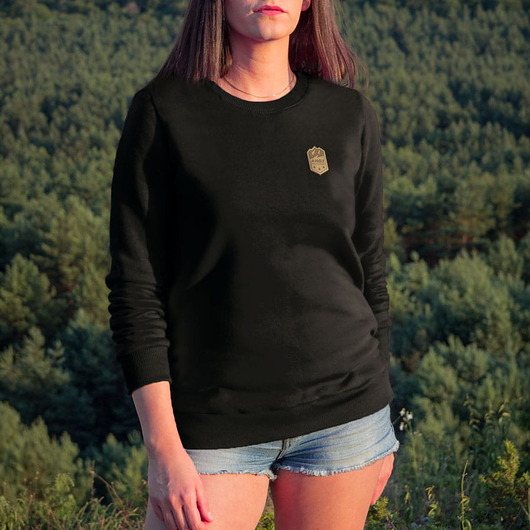 bluza bez kaptura damska Bluza damska bez kaptura crewneck z naszywką AHOJ PRZYGODO czarna