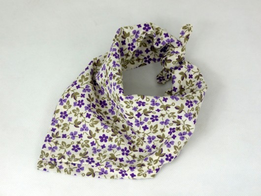 Chusta w drobne kwiatki beautifulthings