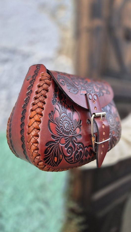torby na ramię Torebka skórzana Folklora brązowa kwiaty ręcznie robiona