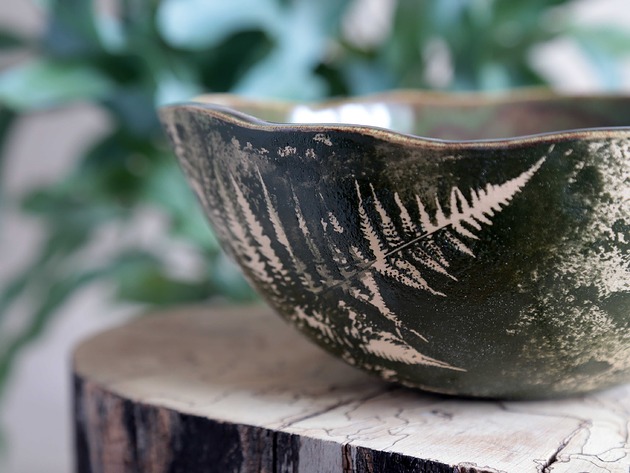 miski i misy Misa w paprocie