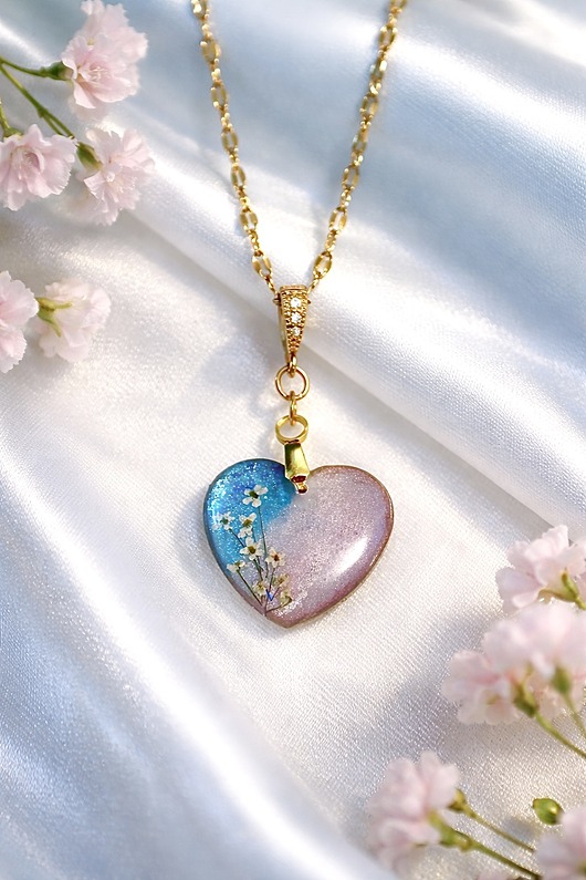 złote naszyjniki Serce Wiosny: Naszyjnik "Blask Kwitnącej Wiśni"