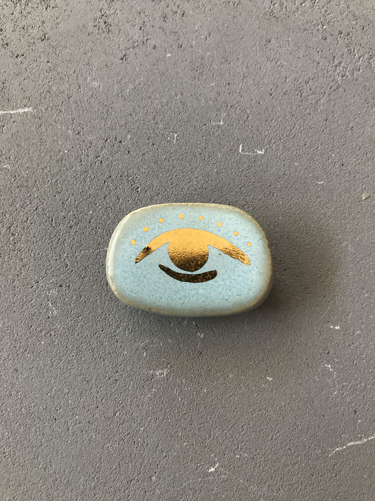 Ceramiczna broszka Oko niebieskie ELEMTHEBRAND