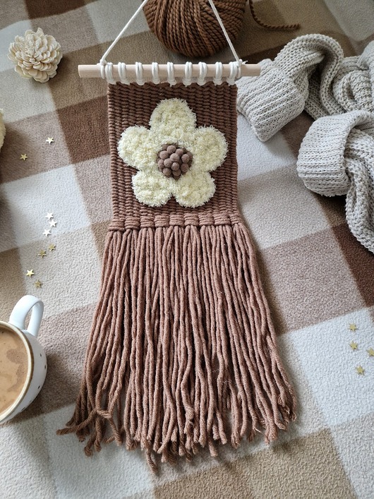 makramy Makatka kwiatek, rękodzieło na ścianę