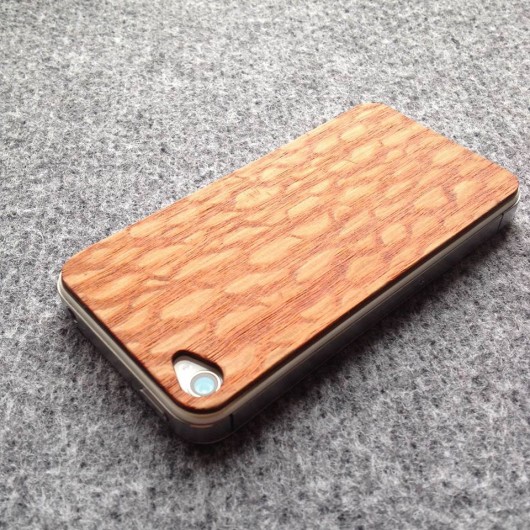 Drewniany panel na iPhone - Lacewood WeAreWooded