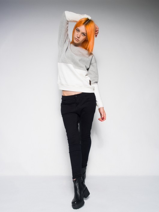 Female Creamy Sweatshirt Keyce