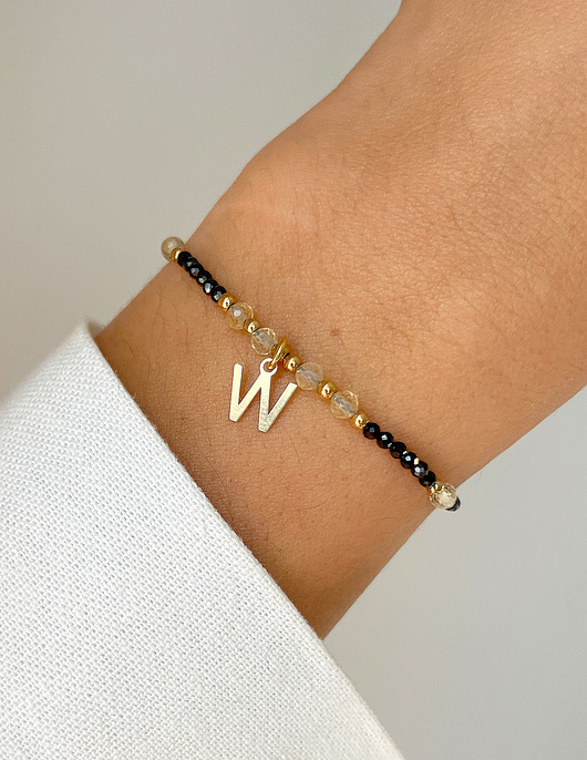 bransoletki z kamieni naturalnych Bransoletka na nici z czarnym turmalinem, cytrynem i literką