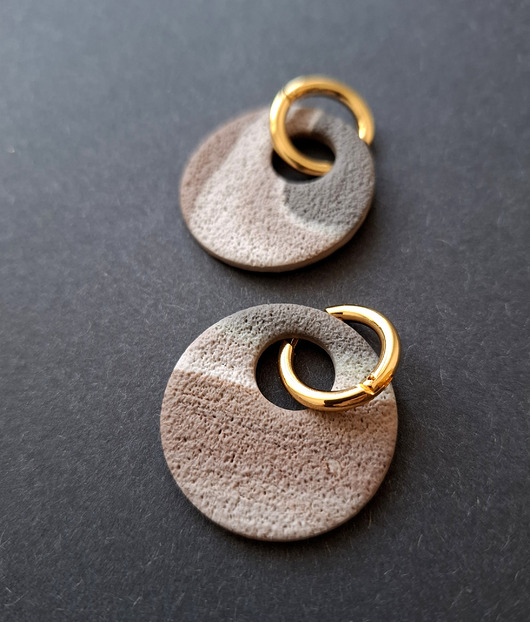 kolczyki z masy plastycznej Kolczyki ruchome piaski no1