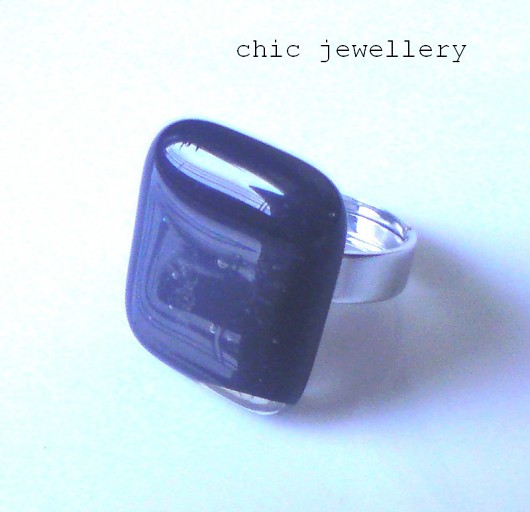 simply black funkyandchic
