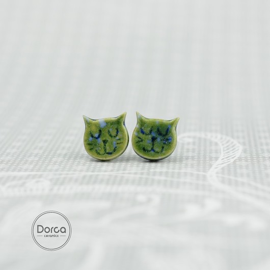 Kotki zielone- ceramiczne kolczyki Dorca
