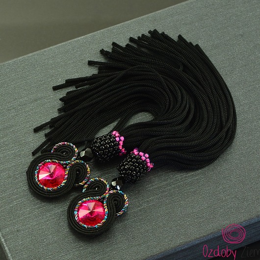 kolczyki chwosty Kolczyki sutasz Black  Pink Tassels z chwostami