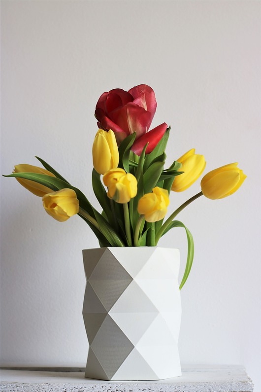 Wazon / doniczka z betonu HEXAWAZA WHITE SBN Design