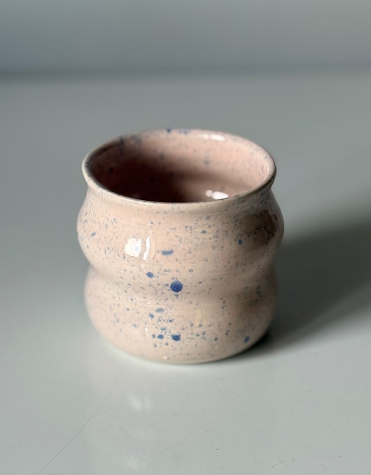 kubki Kubek brzuszek / różowy