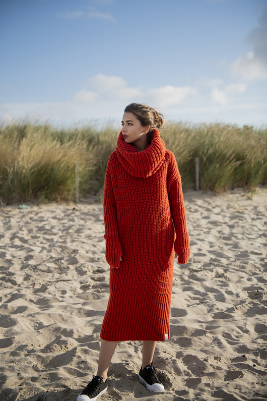 swetry damskie Sukienka swetrowa - Midi