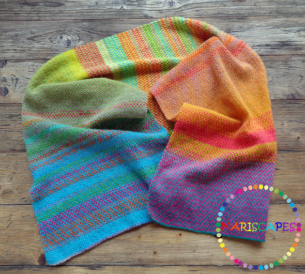 szale damskie UNIKAT szal dziergany (jak tkany) "Happy Colors"