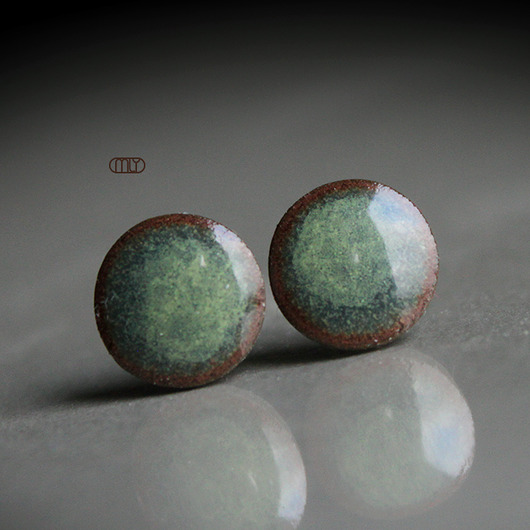 kolczyki ceramiczne Mchowe 6mm/stal chirurgiczna/