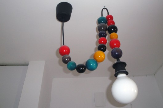 Lampa - kolorowe kulki Pompon Design
