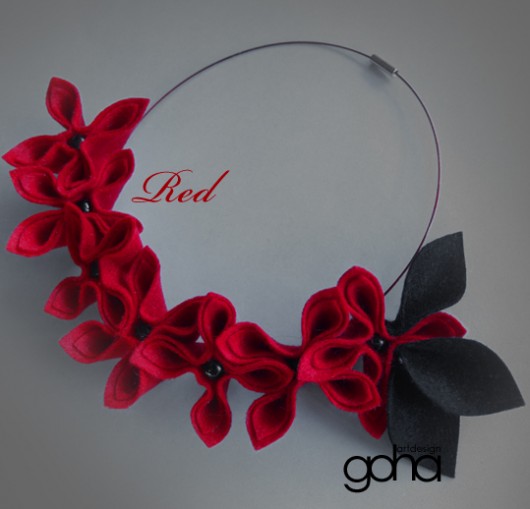 Red FlowerFelt Design