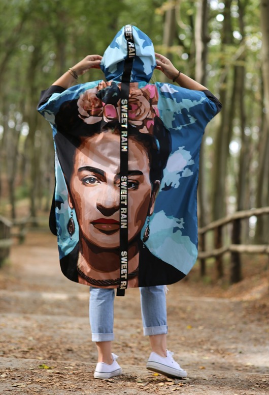 kurtki damskie Peleryna Blue Frida