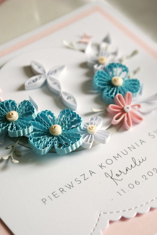 kartki na komunię Kartka Pamiątka Pierwszej Komunii Świętej kwiatowa krzyż quilling pastelowa
