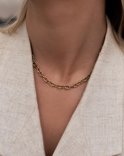 złote naszyjniki Złoty naszyjnik z drobnymi młotkowanymi ogniwami ze stali chirurgicznej premi