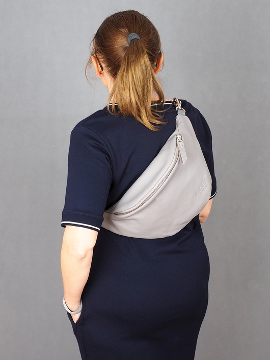 saszetka nerka Torebka nerka Mika szara - crossbody bag