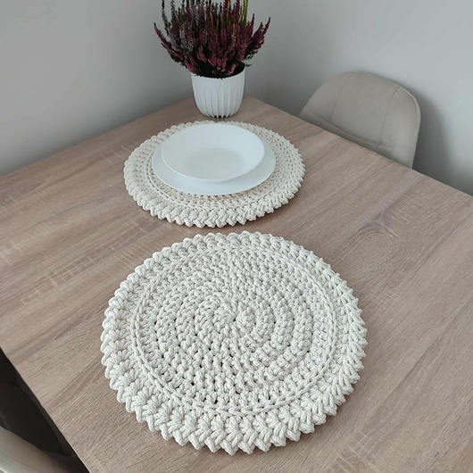 podkładki do kuchni Podkładka okrągła ze sznurka bawełnianego szydełkowa 38cm