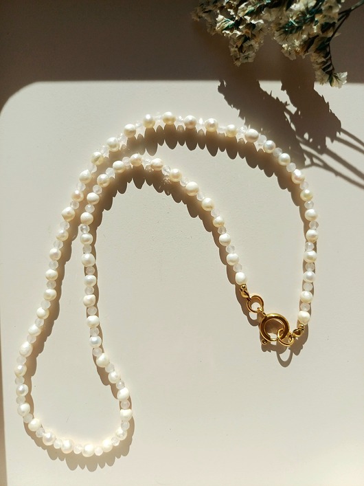 naszyjniki - inne Naszyjnik z perłami naturalnymi i kwarcem różowym