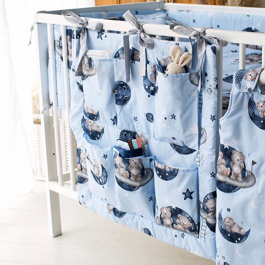 akcesoria do łóżeczek Organizer Do Łóżeczka Pojemny Miękki Bawełna 60x60 cm LUNA od BabyU