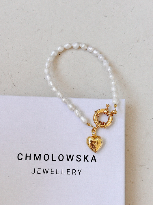bransoletki - inne Bransoletka z pereł z sercem