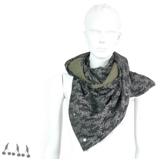 ::: BLACK FLoWERS ::: uniqo