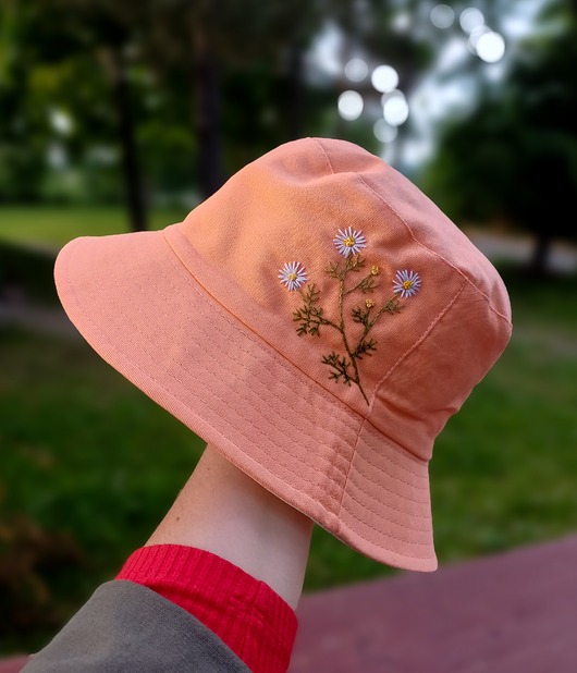 czapki damskie Czapka bucket maruna