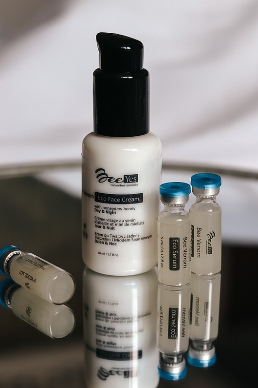 kremy do twarzy i pod oczy Krem BIO do twarzy BeeYes Bee Venom Eco Face Cream