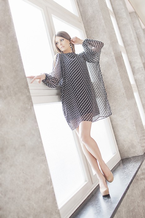 WYPRZEDAŻ! Danielle 40 czarna Kasia Zapała