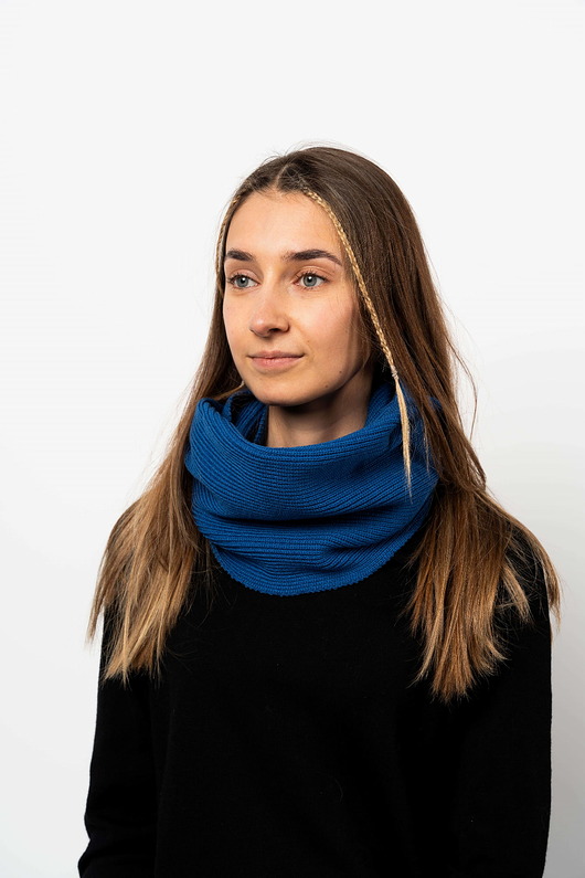 szale damskie SUSEŁ RWS - komin ósemka z wełny merino niebieski kobalt