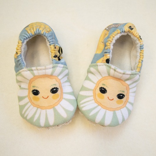 buty dziecięce Buciki - stokrotki