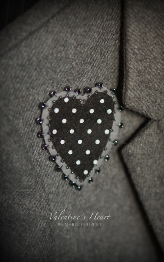 Valentine's heart brooch FlowerFelt Design