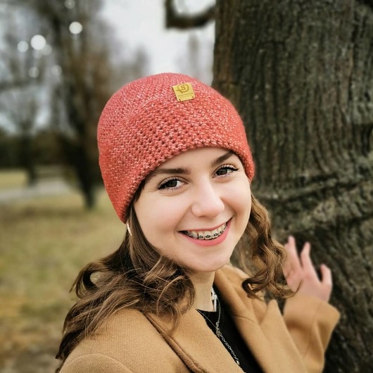 Przejściowa czapka  bawełna merino COSY czerwona sploteka
