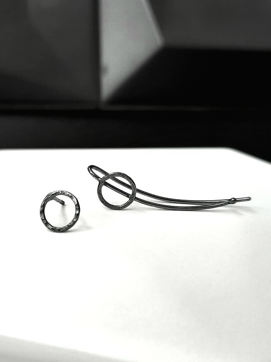 nausznice Komplet czarny kolczyk- nausznica Koło ze srebra na lewe ucho