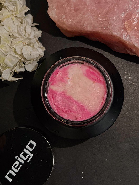 balsamy i masła do ciała Mus Pink Glow
