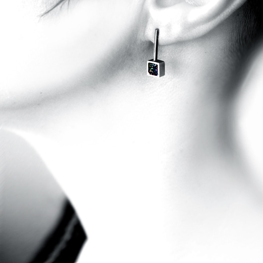 kolczyki wire wrapping Srebrne kolczyki wkrętki BLACK SQUARE