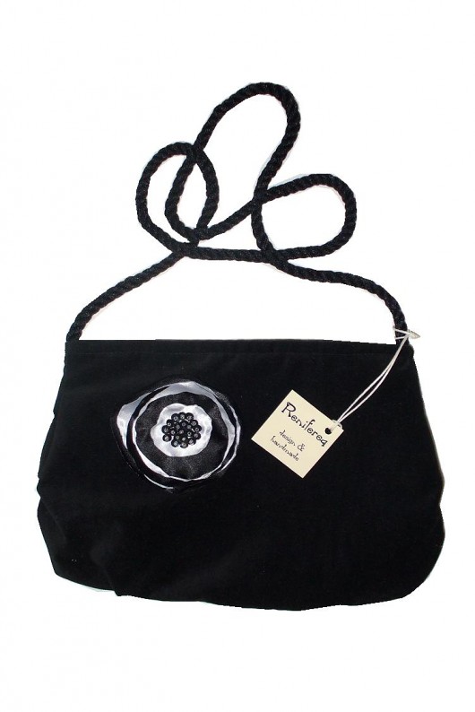 >>PetiTka Black<< Renifereq