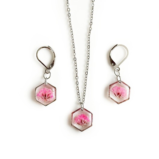 komplet biżuterii Komplet biżuterii z gipsówką