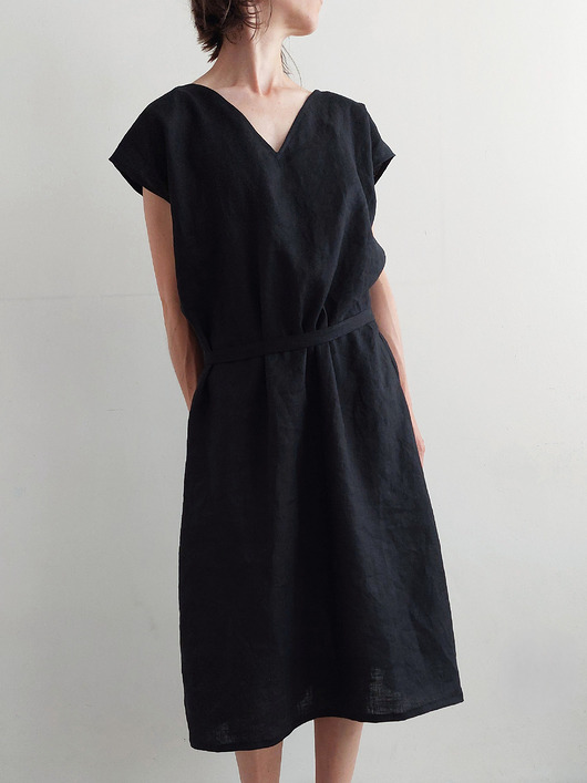 bluzki - inne Lniana sukienka BLACKMOON 100% len